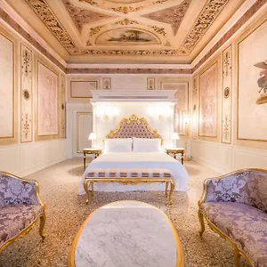Ca' Bonfadini Historic Experience Hotel Venice
